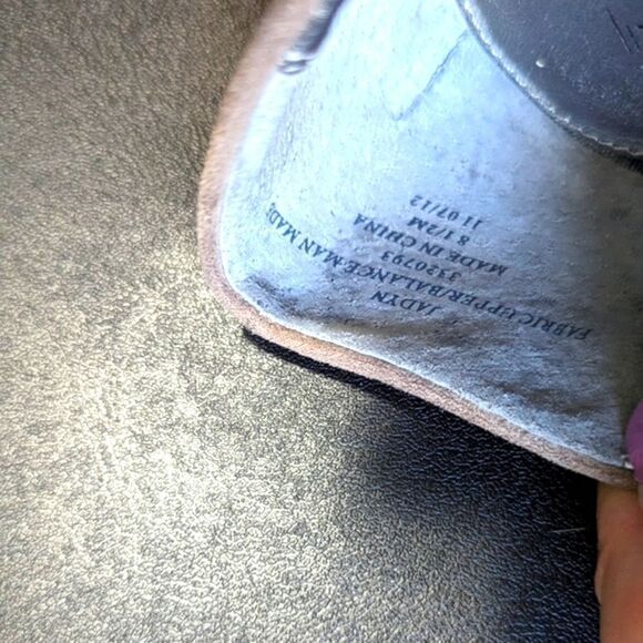 Vintage Liz Claiborne Taupe Suede Pumps with Black Bow Accent and Piping - Picture 7 of 16